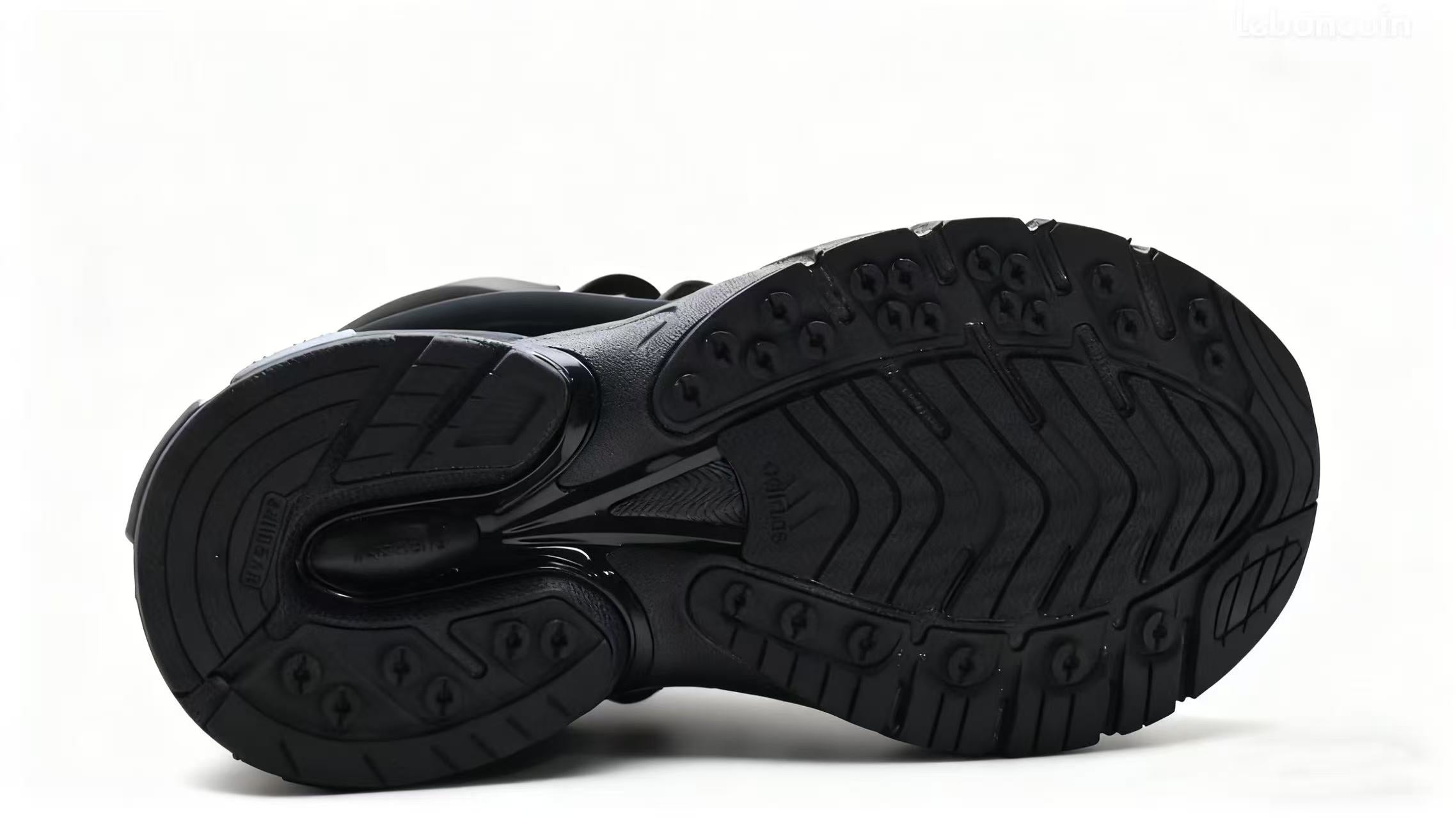 Pharrell X Adidas Adistar Jellyfish ‘Triple Black’