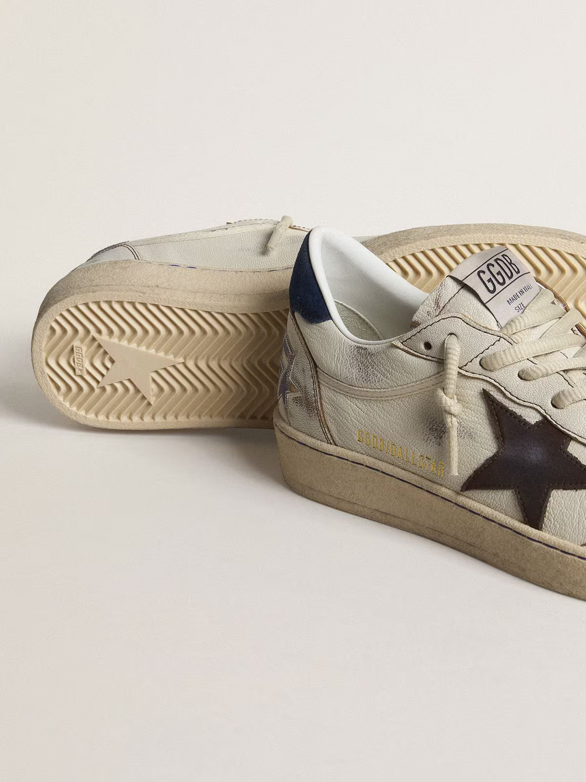 Golden Goose Men's Ball Star in white nappa with black star