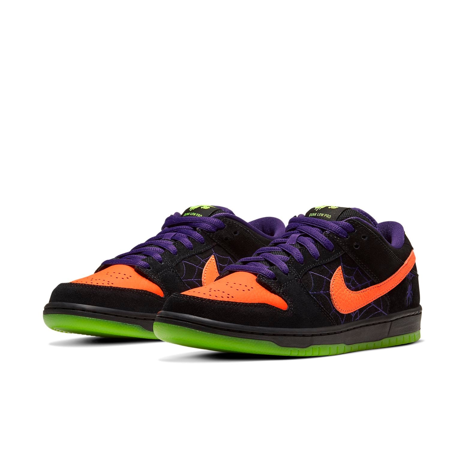 Nike SB Dunk Low ‘Night Of Mischief’