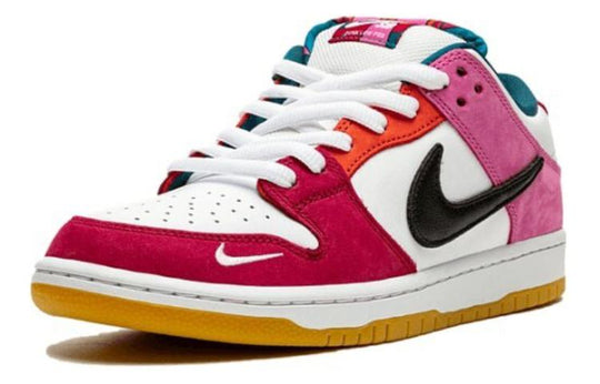 Nike SB Dunk Low Pro X Parra ‘Friends & Family’