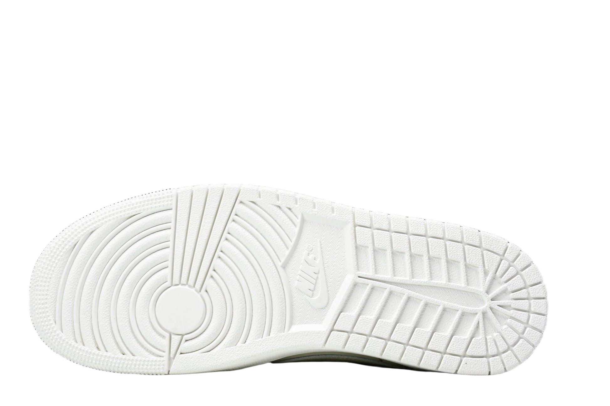 Air Jordan 1 Low OG X Travis Scott “White Party”