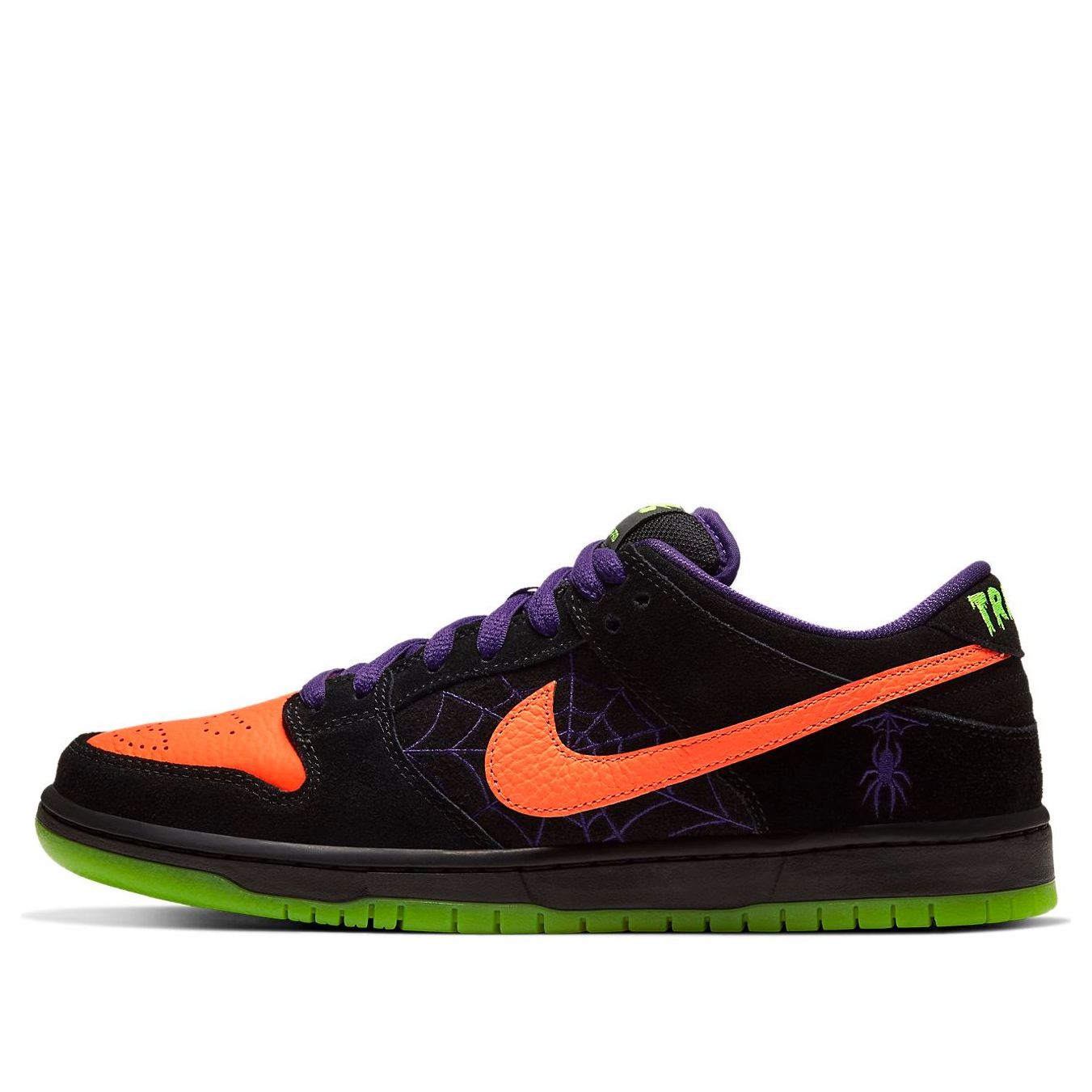 Nike SB Dunk Low ‘Night Of Mischief’