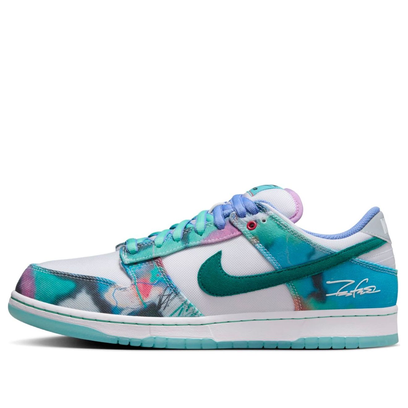 Nike X Futura Laboratories SB Dunk Low ‘Bleached Aqua’